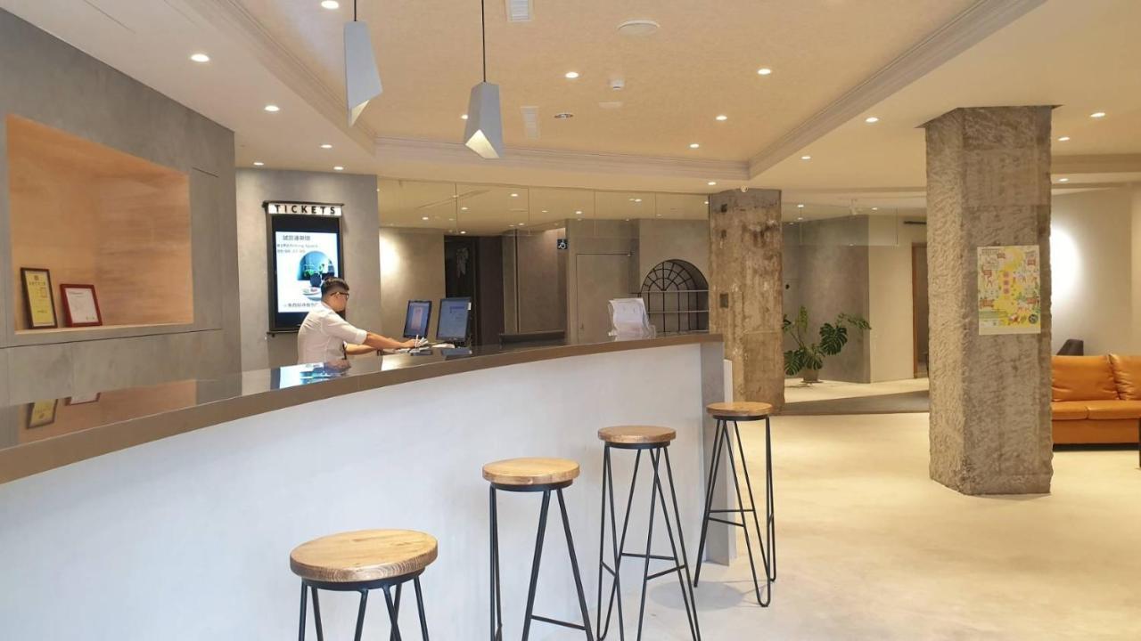 Talmud Business Hotel - Zhongshan ไถจง ภายนอก รูปภาพ