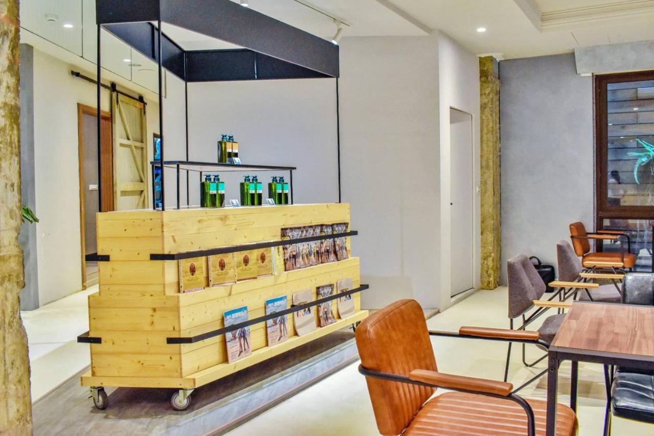 Talmud Business Hotel - Zhongshan ไถจง ภายนอก รูปภาพ