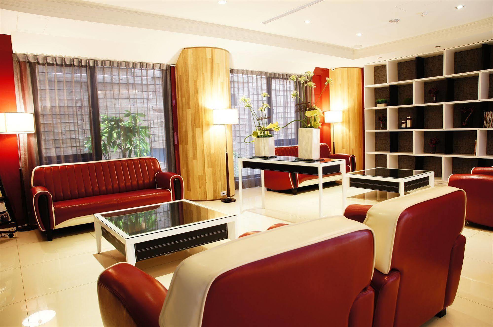 Talmud Business Hotel - Zhongshan ไถจง ภายนอก รูปภาพ